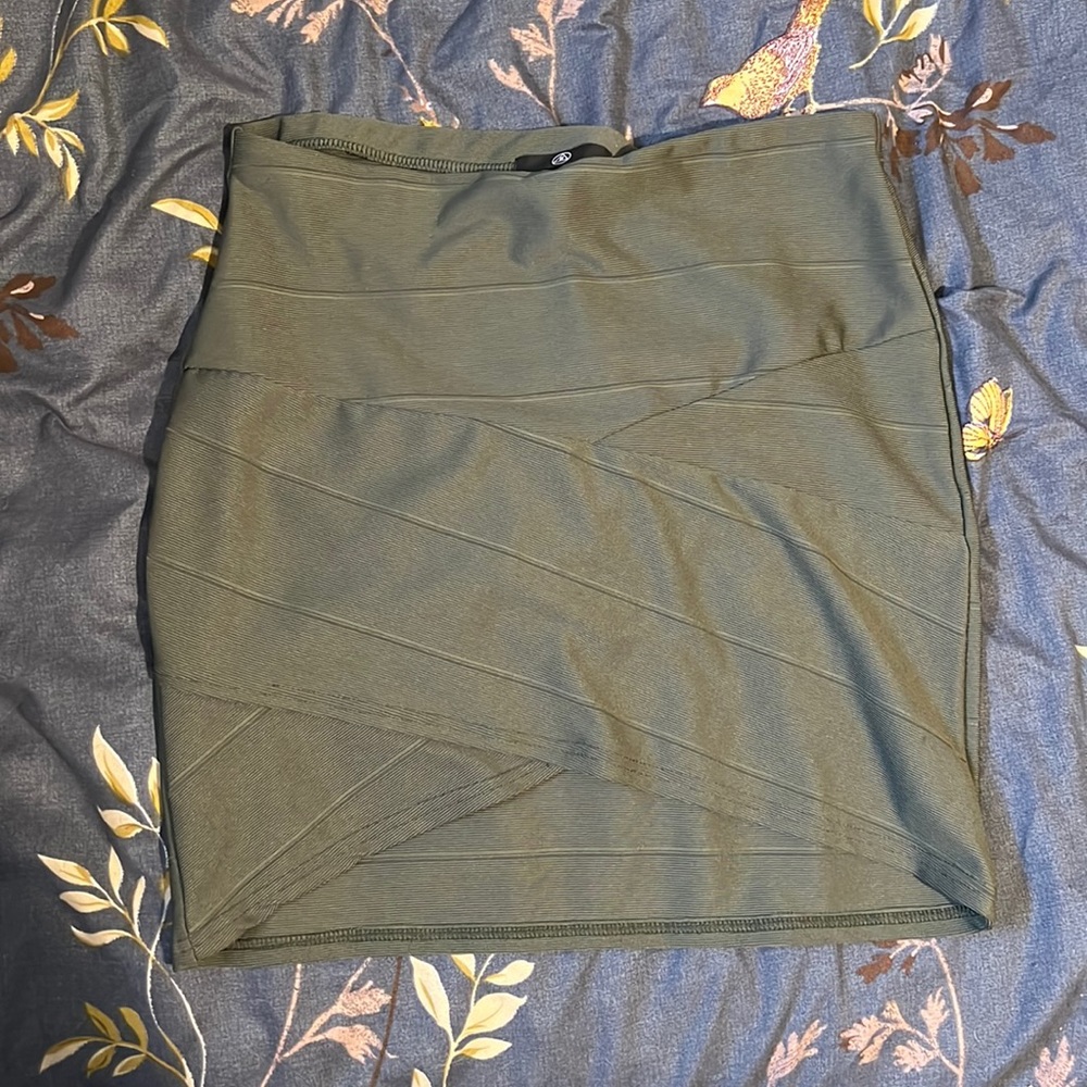 Missguided Green Bandage Skirt